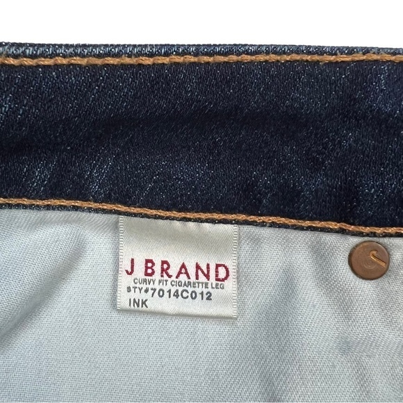 J Brand Curvy Fit Cigarette Leg Jean in Ink Dark Wash Size 29 - Picture 4 of 9